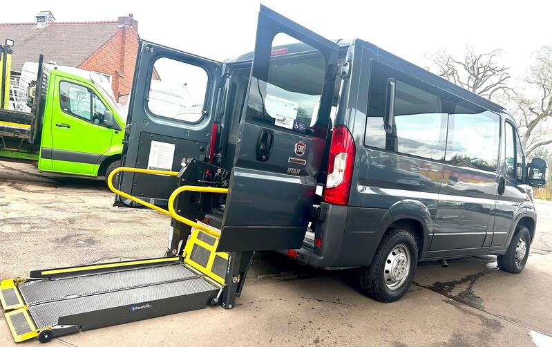 View FIAT DUCATO 2.3 Ducato Minibus Wheelchair Access Ramp  Swb Sh1 33 2.3 130 Hp Mjet Ii