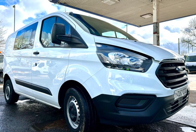 View FORD TRANSIT CUSTOM COMBO CREW 2.0 300 EcoBlue Leader 
