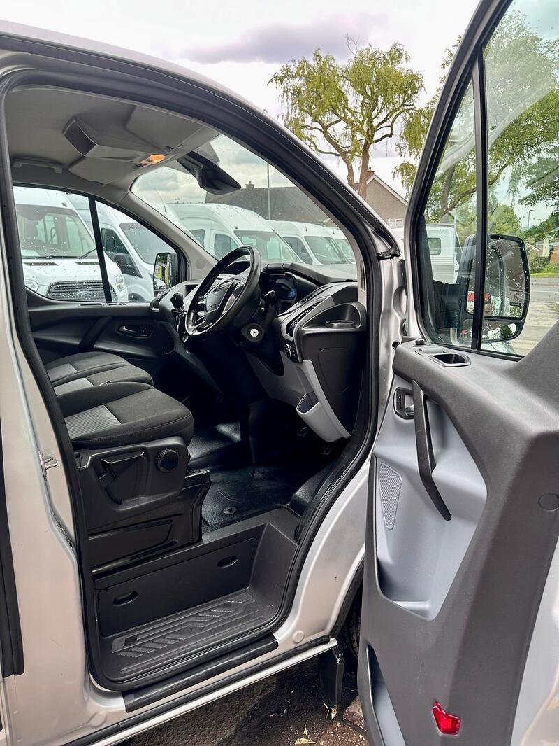 FORD TRANSIT CUSTOM