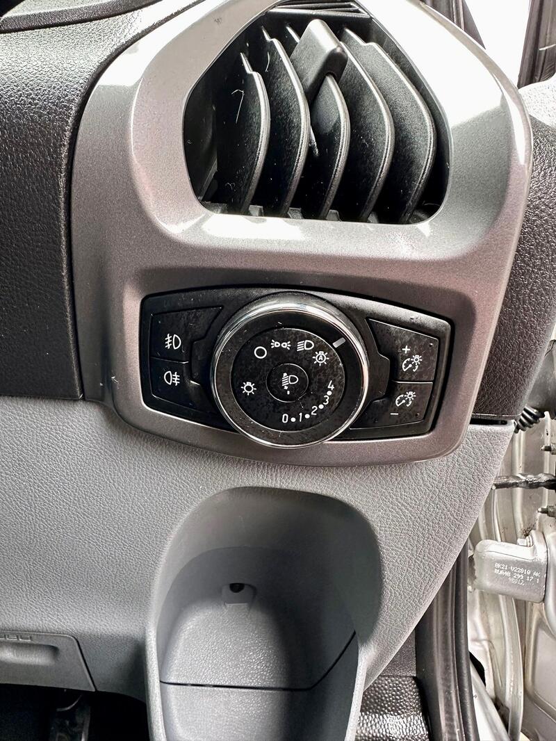 FORD TRANSIT CUSTOM
