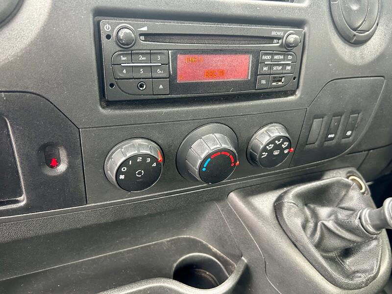 VAUXHALL MOVANO