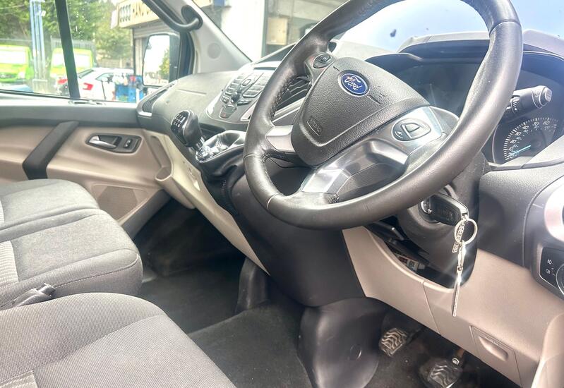FORD TOURNEO CUSTOM