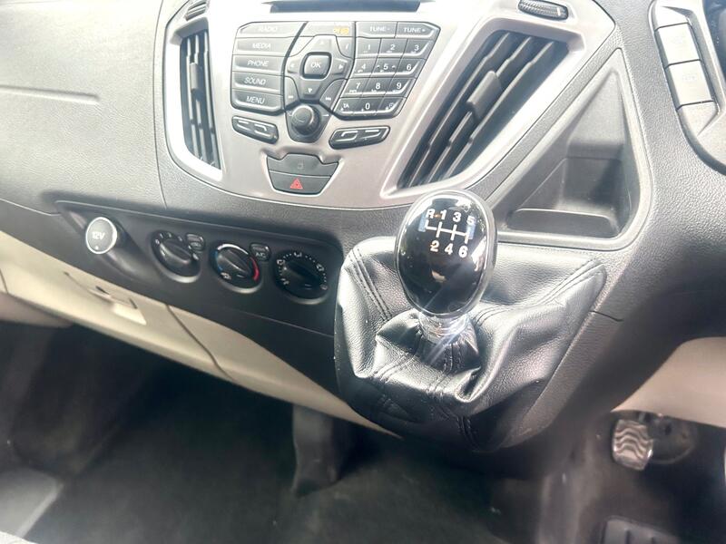 FORD TOURNEO CUSTOM