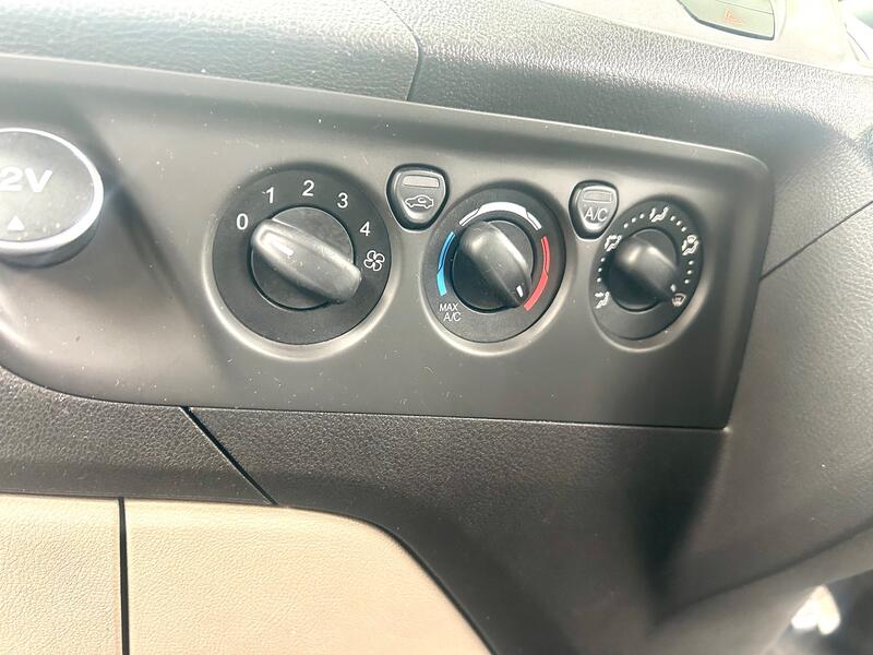 FORD TOURNEO CUSTOM