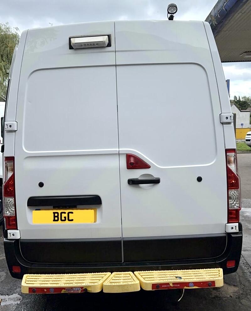 VAUXHALL MOVANO