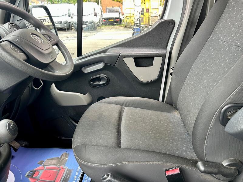 VAUXHALL MOVANO