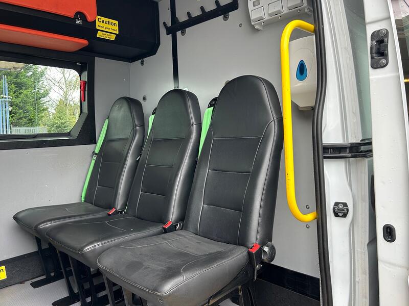 View VAUXHALL MOVANO WELFARE VAN 2.3 CDTi 3500