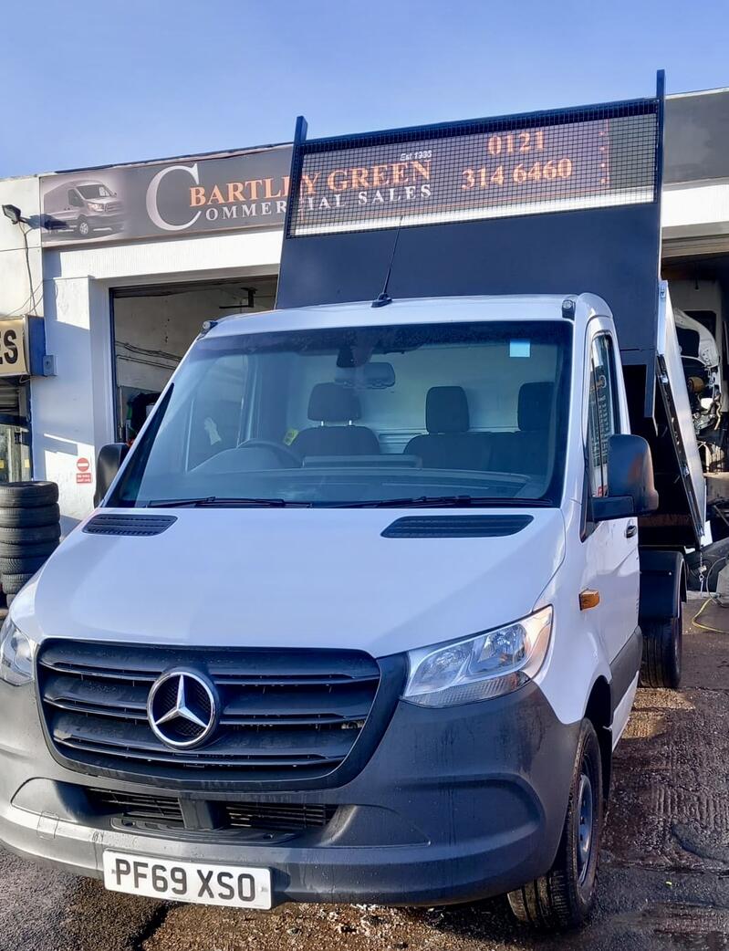 View MERCEDES-BENZ SPRINTER 2.1 314 TIPPER 10FT 6 NEW BODY