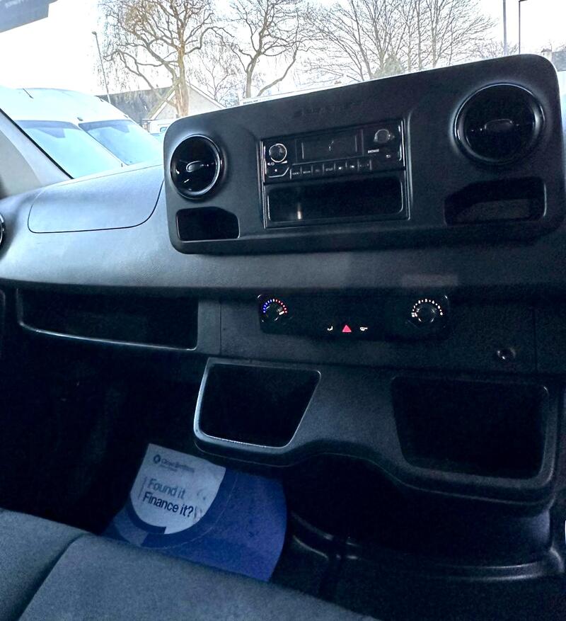 MERCEDES-BENZ SPRINTER
