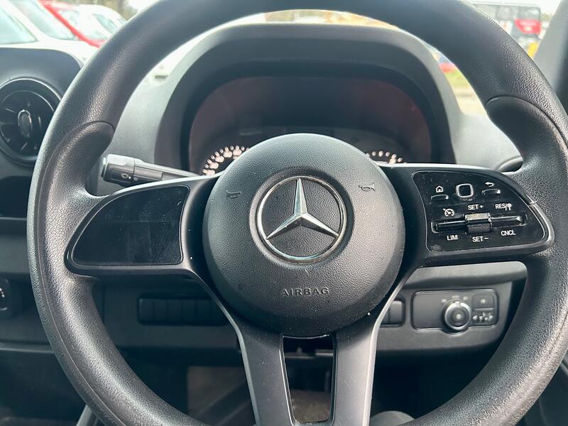 MERCEDES-BENZ SPRINTER