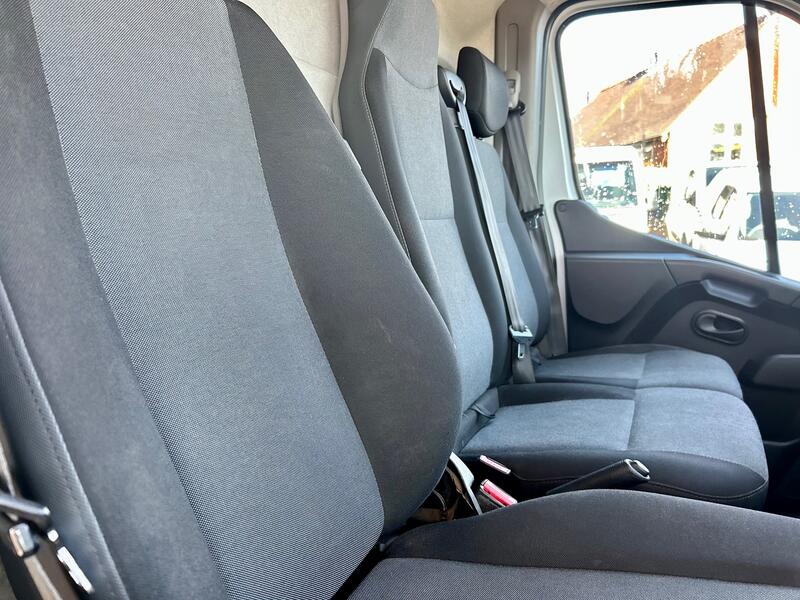 RENAULT MASTER