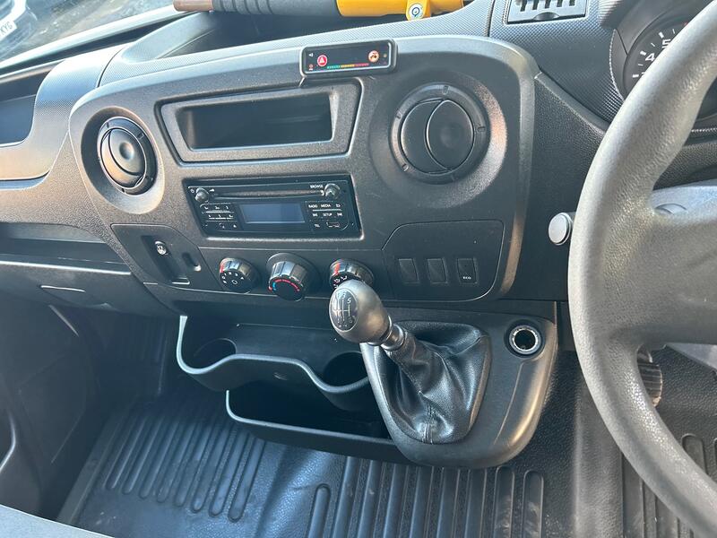 RENAULT MASTER