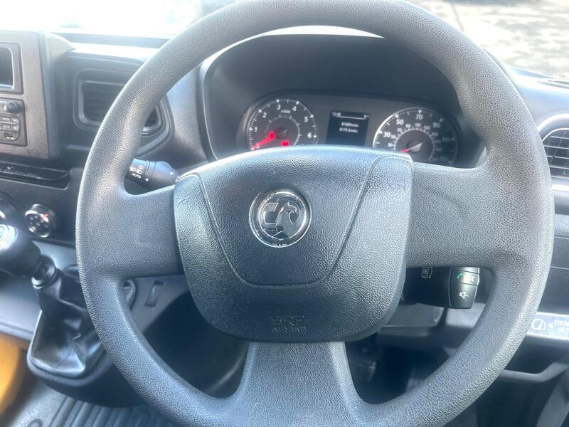 VAUXHALL MOVANO