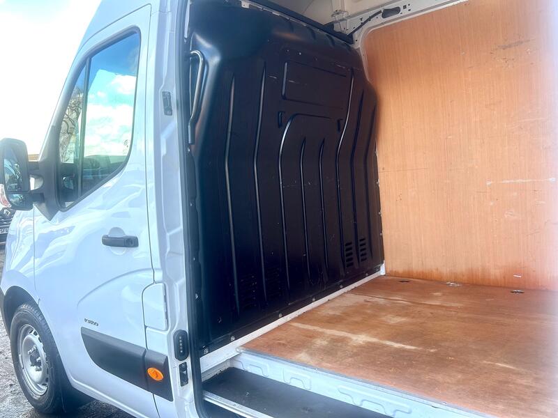 VAUXHALL MOVANO