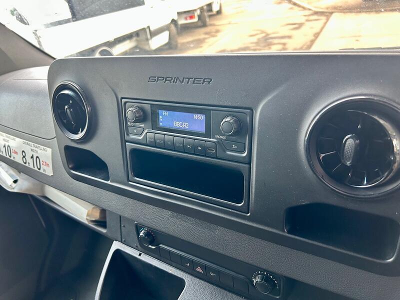 MERCEDES-BENZ SPRINTER