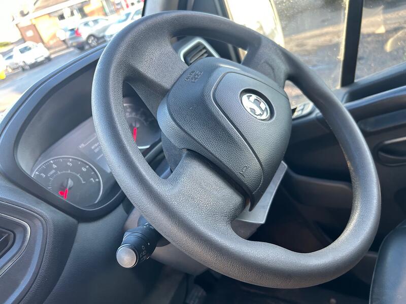 VAUXHALL MOVANO