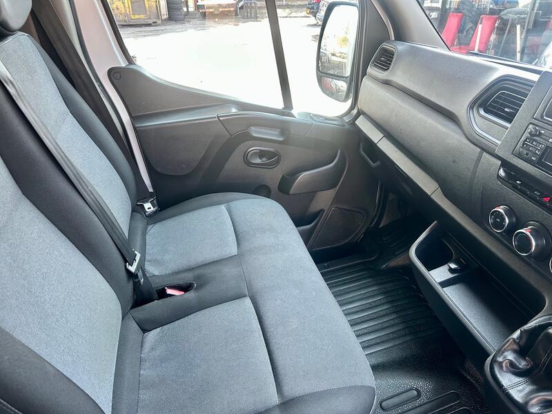 RENAULT MASTER