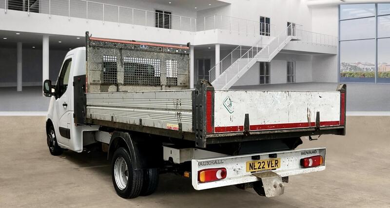 View VAUXHALL MOVANO 2.3 CDTi 3500 BiTurbo HDT
