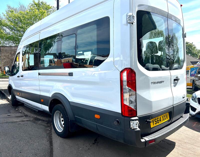 View FORD TRANSIT Minibus 2.2 TDCi 460 HDT