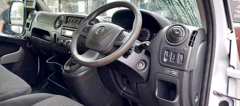 VAUXHALL MOVANO