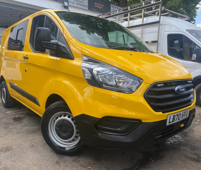 View FORD TRANSIT CUSTOM Combi Crew 2.0 340 EcoBlue Leader