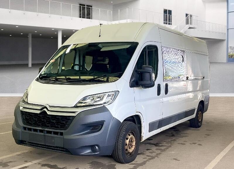 View CITROEN RELAY Combi Crew 6 Seats 