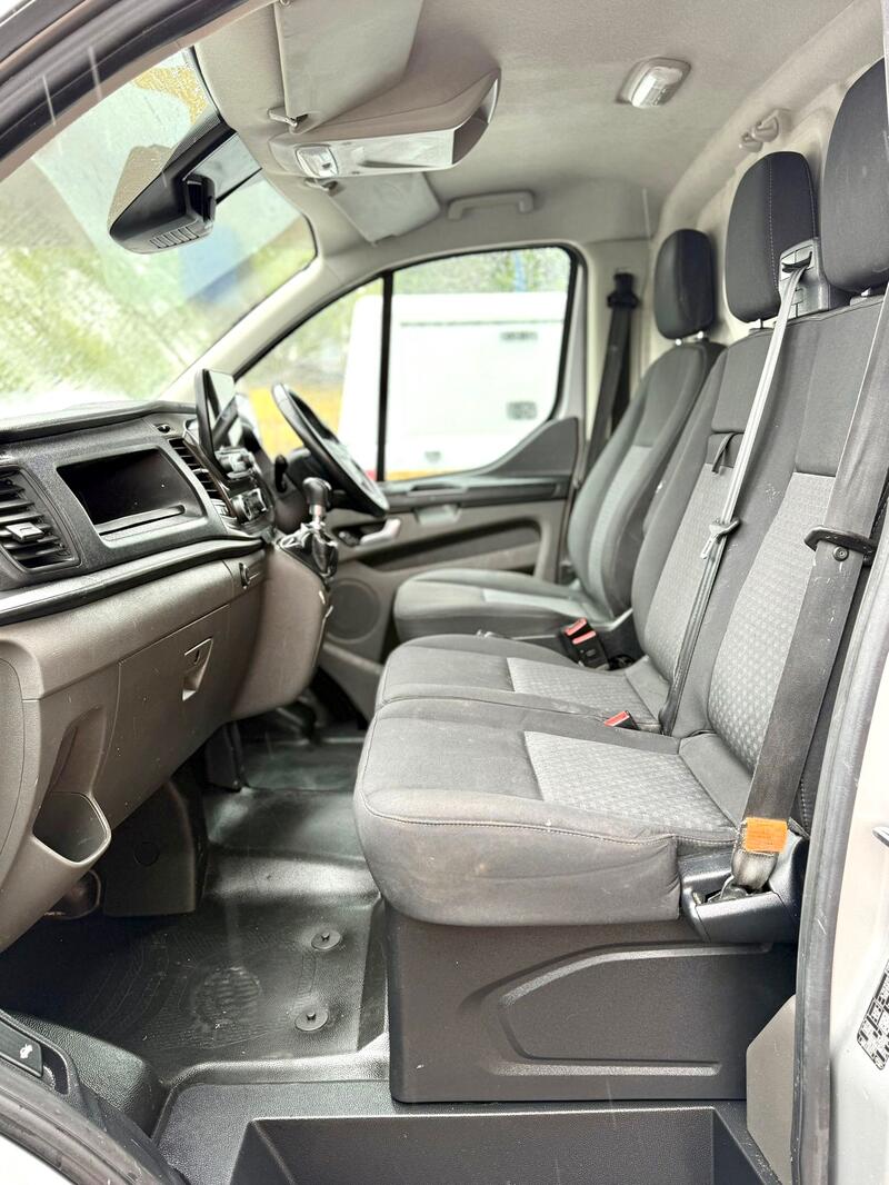 FORD TRANSIT CUSTOM