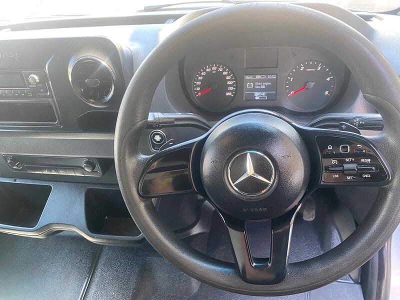 MERCEDES-BENZ SPRINTER