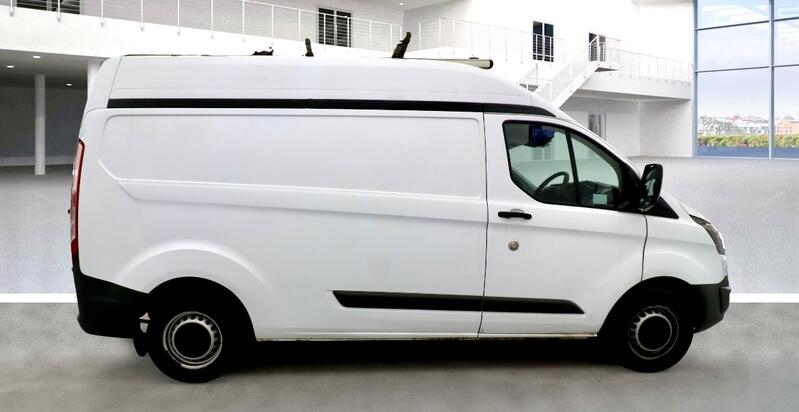 View FORD TRANSIT CUSTOM LWB HIGH ROOF 2.0 TDCi 310