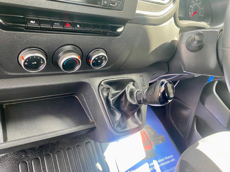 RENAULT MASTER