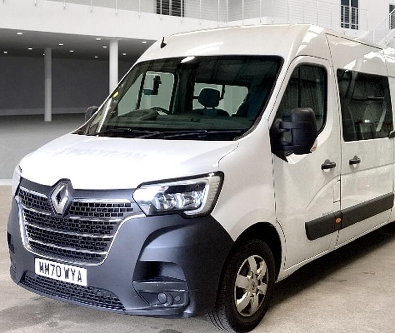 View RENAULT MASTER 2.3 Crew Van FWD LM35 dCi 135 Business+ MY19