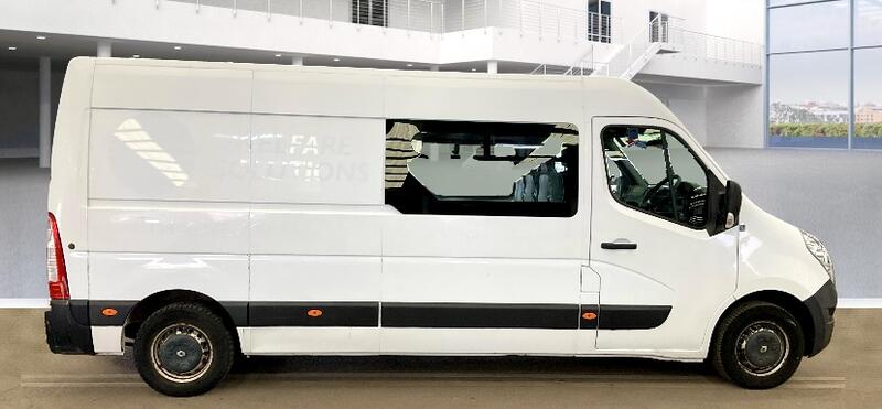 View RENAULT MASTER Welfare Vehicle 2.3 FWD LM35 dCi 130 Business Euro 6