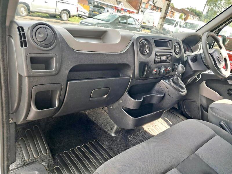 RENAULT MASTER