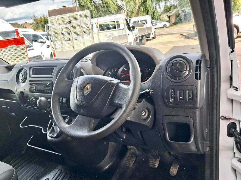 RENAULT MASTER